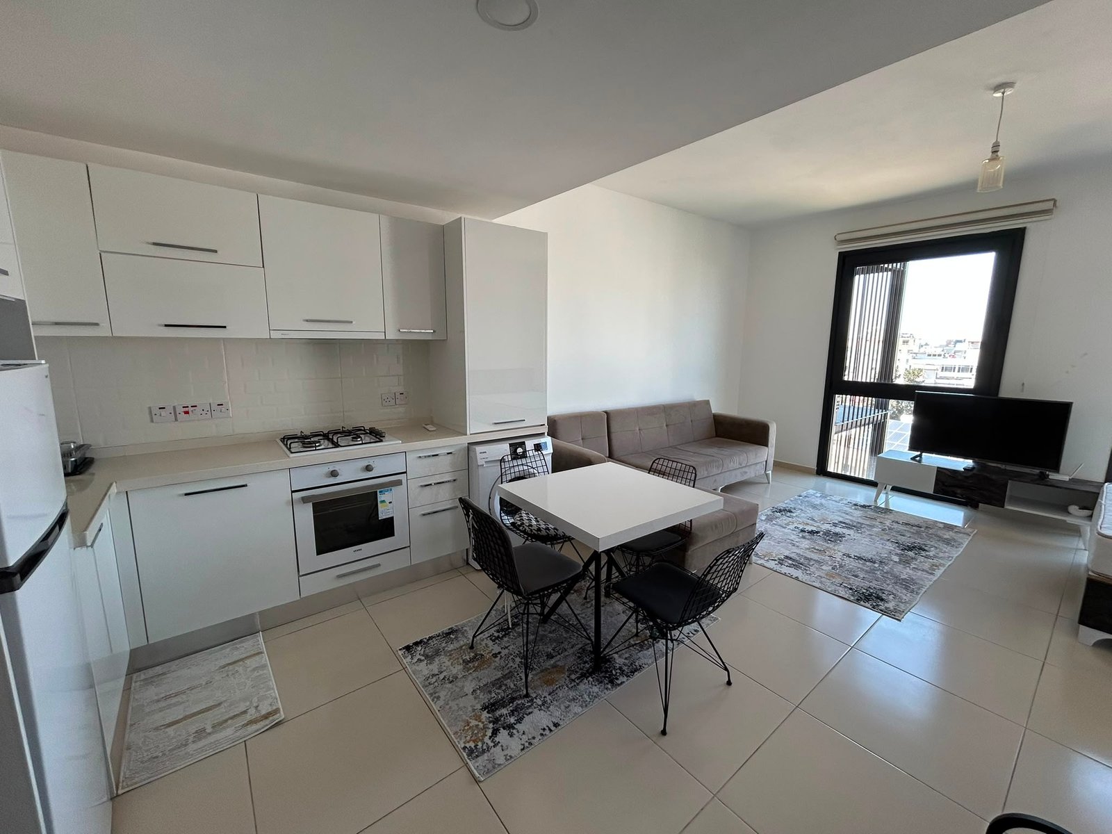 CADDEMM REZİDANSTA 🏡 ADA KENT ÜNİVERSİTESİ YANINDA ŞEHİR MERKEZİNDE 7. KATTA 1+0 EŞYALI DAİRE SİTE İÇERİSİNDE: JENERATÖR, MERKEZİ SU DEPOSU, KAPALI OTOPARK, GÜVENLİK, KAMERA SİSTEMİ, ÇOP TOPLAMA PROGRAMI, SPOR SALONU MEVCUT - Görsel 4