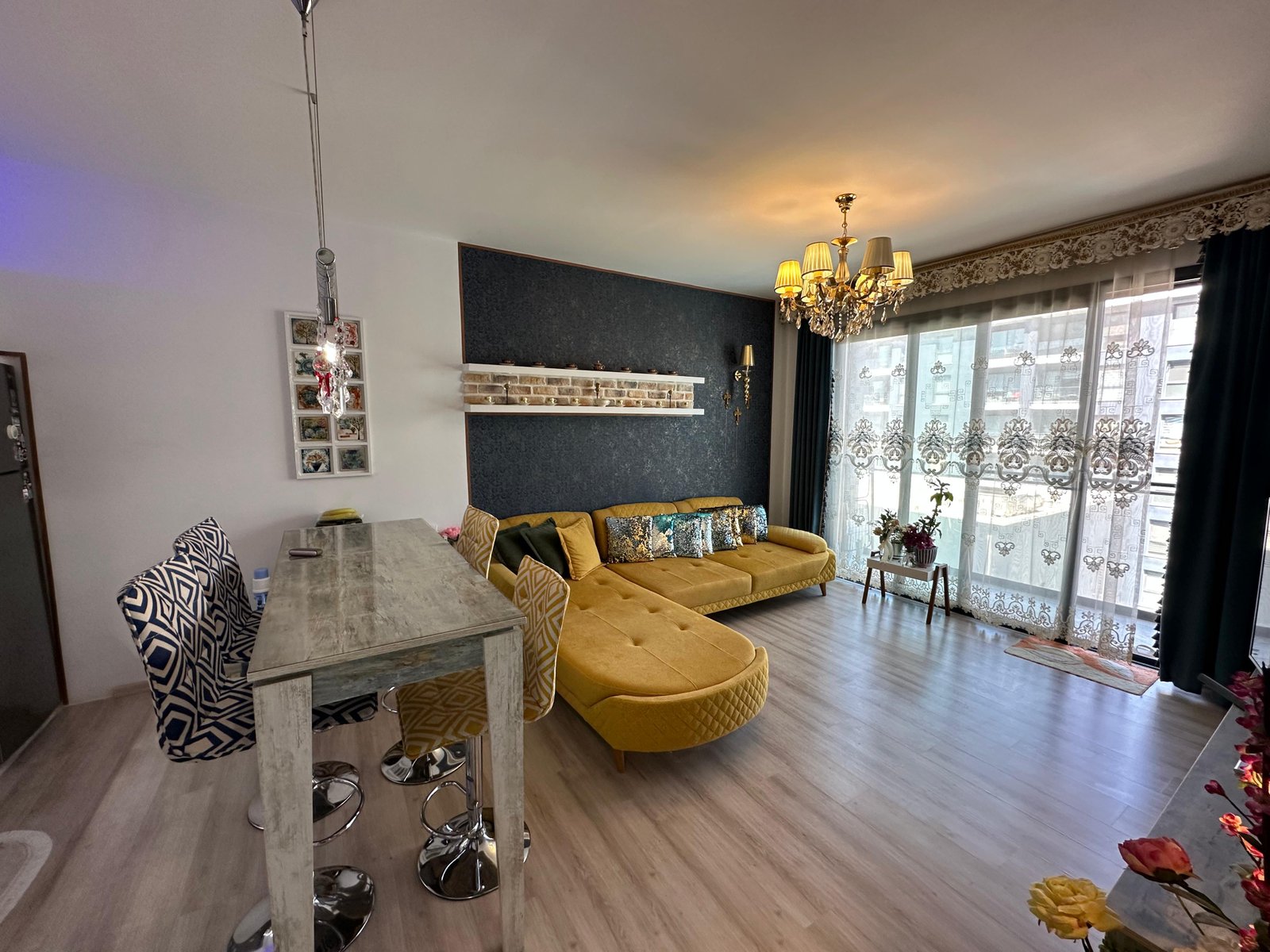 Mağusanın Tam Merkezinde Lüx 2+1 Full Eşyalı Daire - Görsel 2