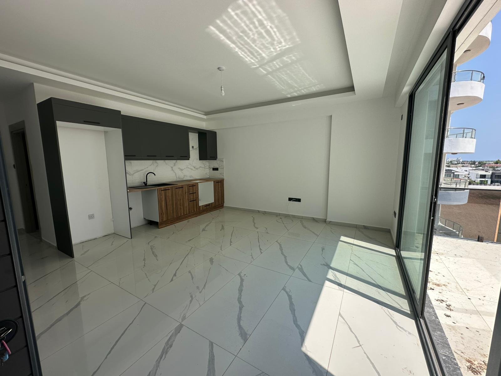 Yeniboğaziçinde Tapusu hazır 2+1 penthouse - Görsel 1