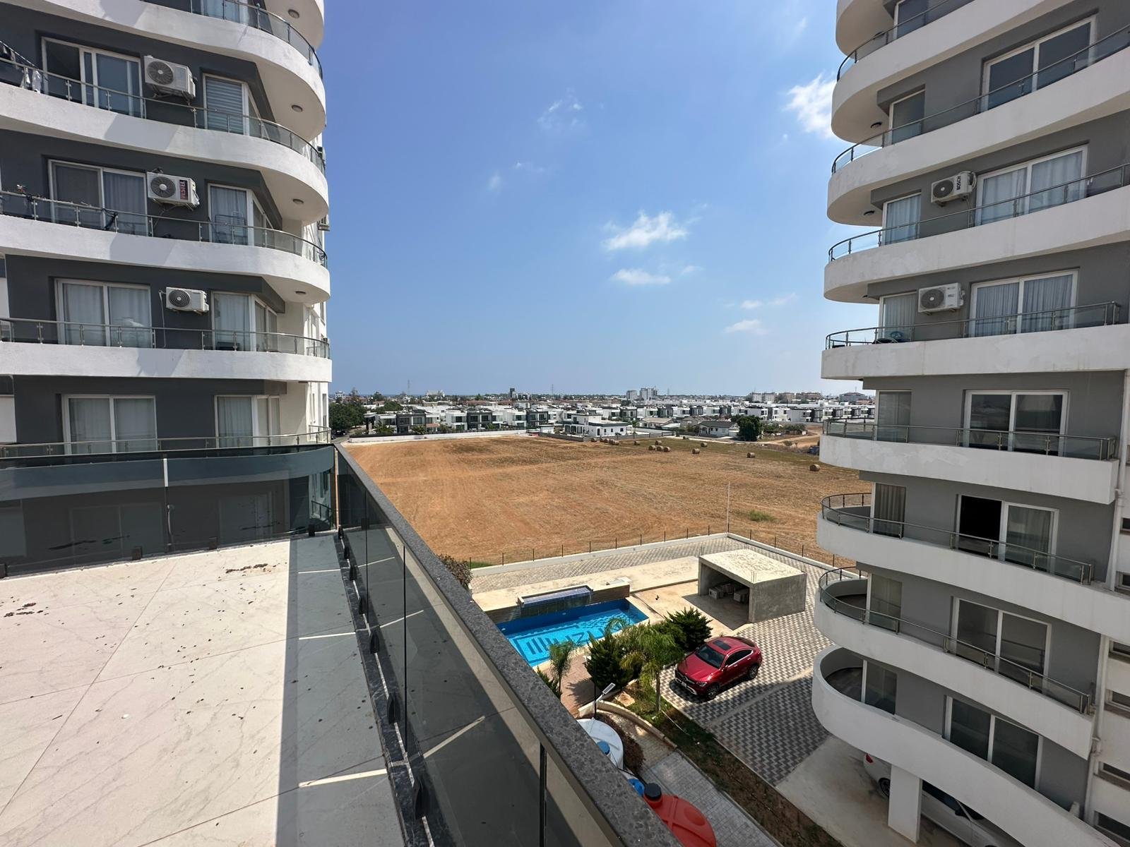 Yeniboğaziçinde Tapusu hazır 2+1 penthouse - Görsel 4