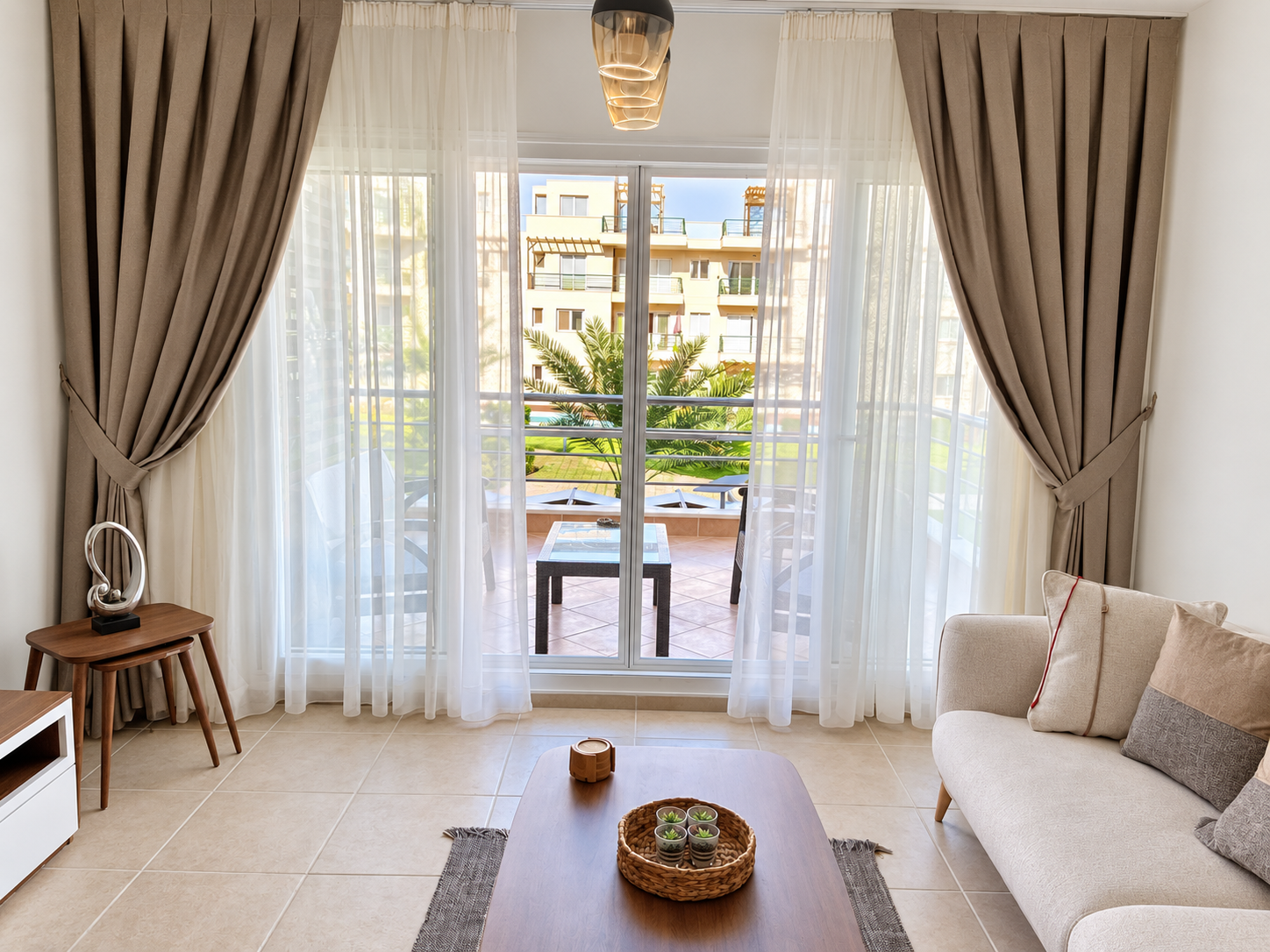 Lüx Resort İçerisinde Satılık 3+1 Türk Koçanlı Daire