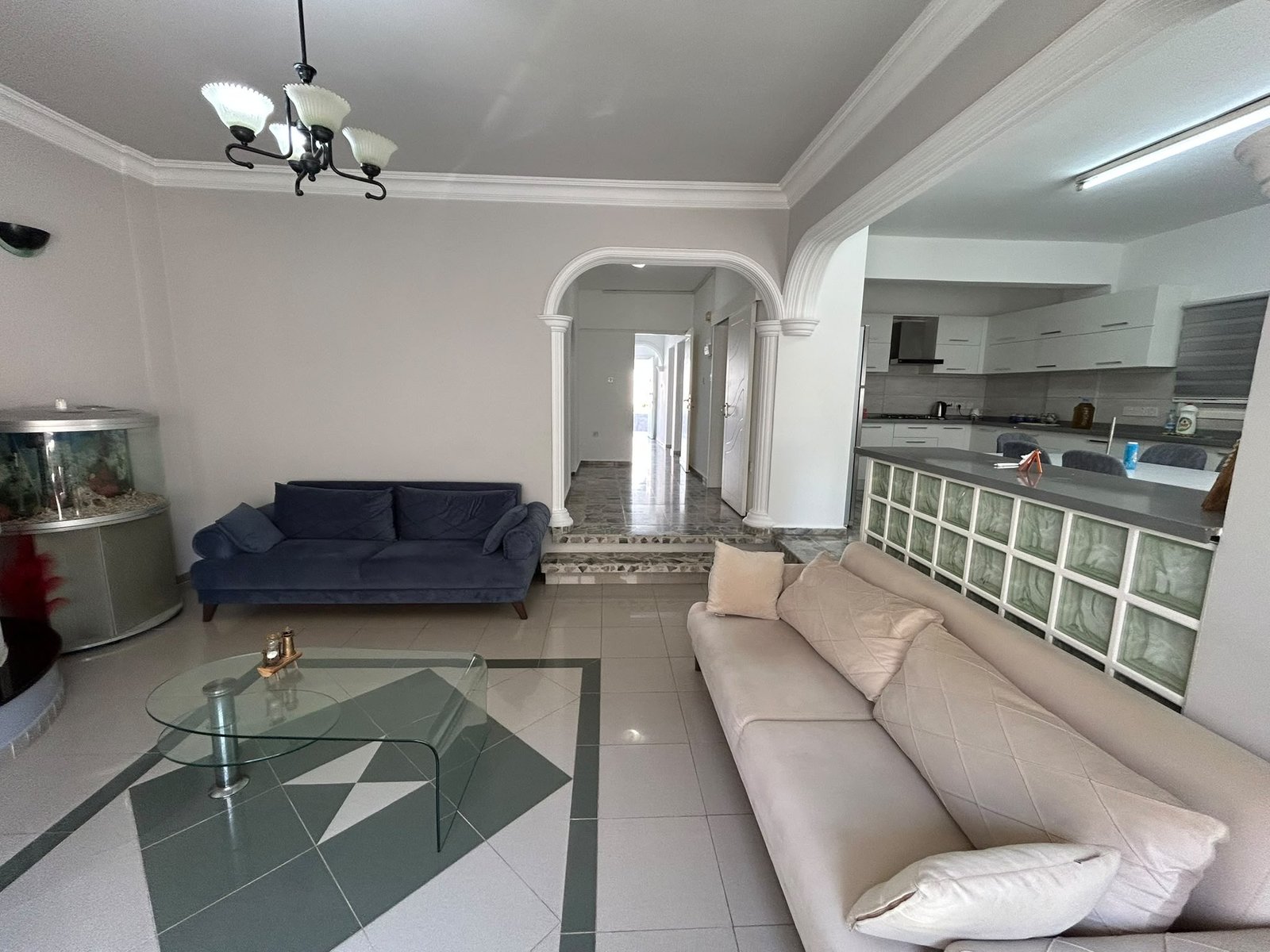 ŞEHİR MERKEZİNDE 2+1 EŞYALI LUKS DAİRE, ÖNDER ALIŞVERİŞ MERKEZİNE YAKIN - Görsel 4